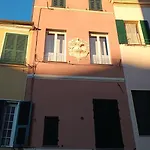 Piccolo Rifugio Marino * Porto Maurizio